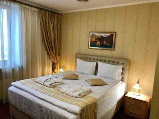 Отель Hotel Restaurant Украиночка Кривой Рог Стандартный двухместный номер с 1 кроватью-4